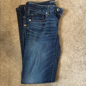 American Eagle Outfitters skinny jeans- sz 6